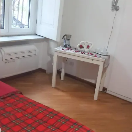 Romeo House 3*